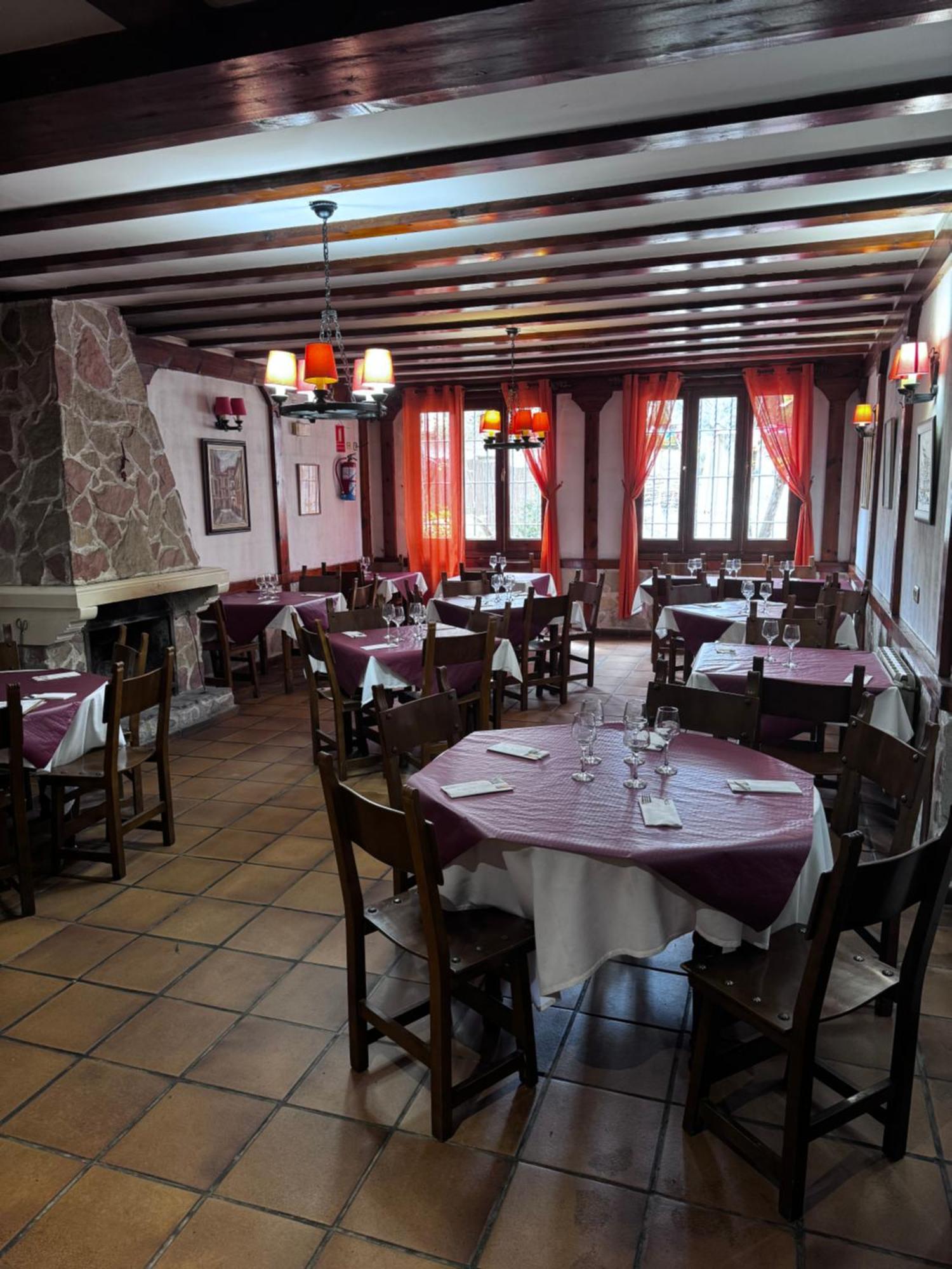 Hotel Restaurante Rio Cuervo Vega del Cadorno Exteriér fotografie