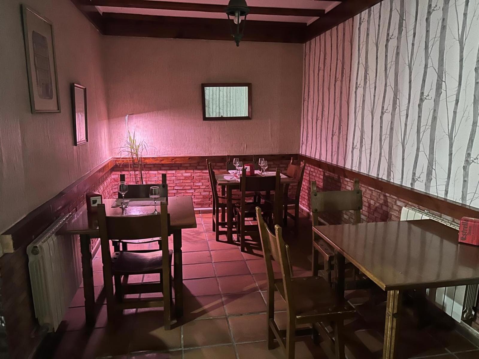 Hotel Restaurante Rio Cuervo Vega del Cadorno Exteriér fotografie