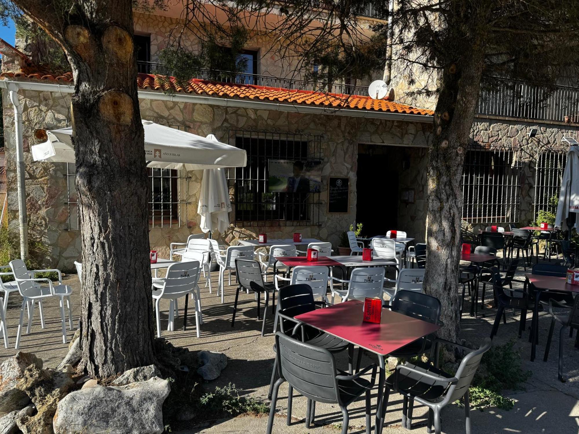 Hotel Restaurante Rio Cuervo Vega del Cadorno Exteriér fotografie